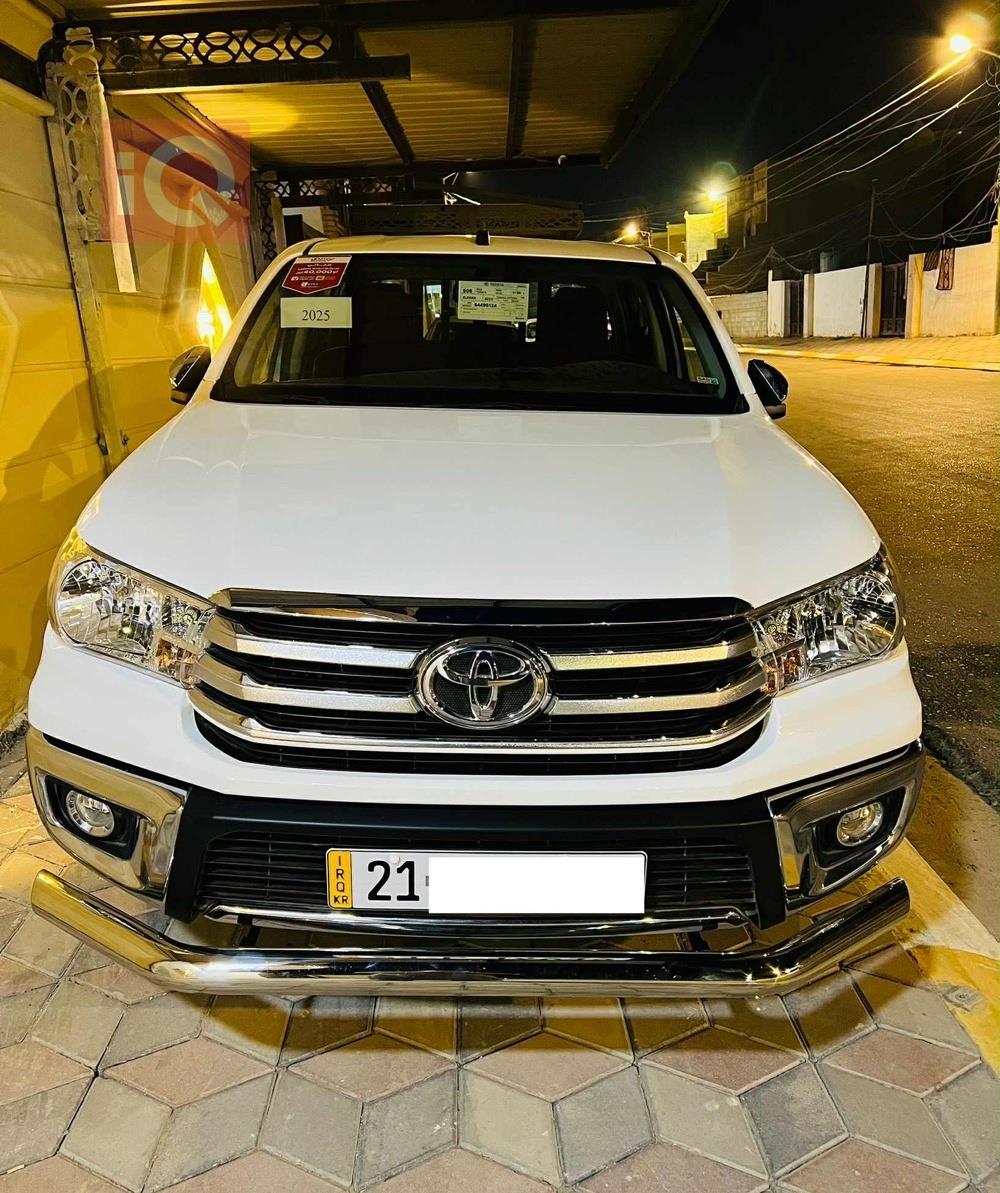 تويوتا هايلوكس